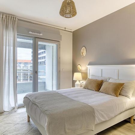 Ovelia Clermont-Ferrand - Le Puy Des Olivines Apartment Luaran gambar