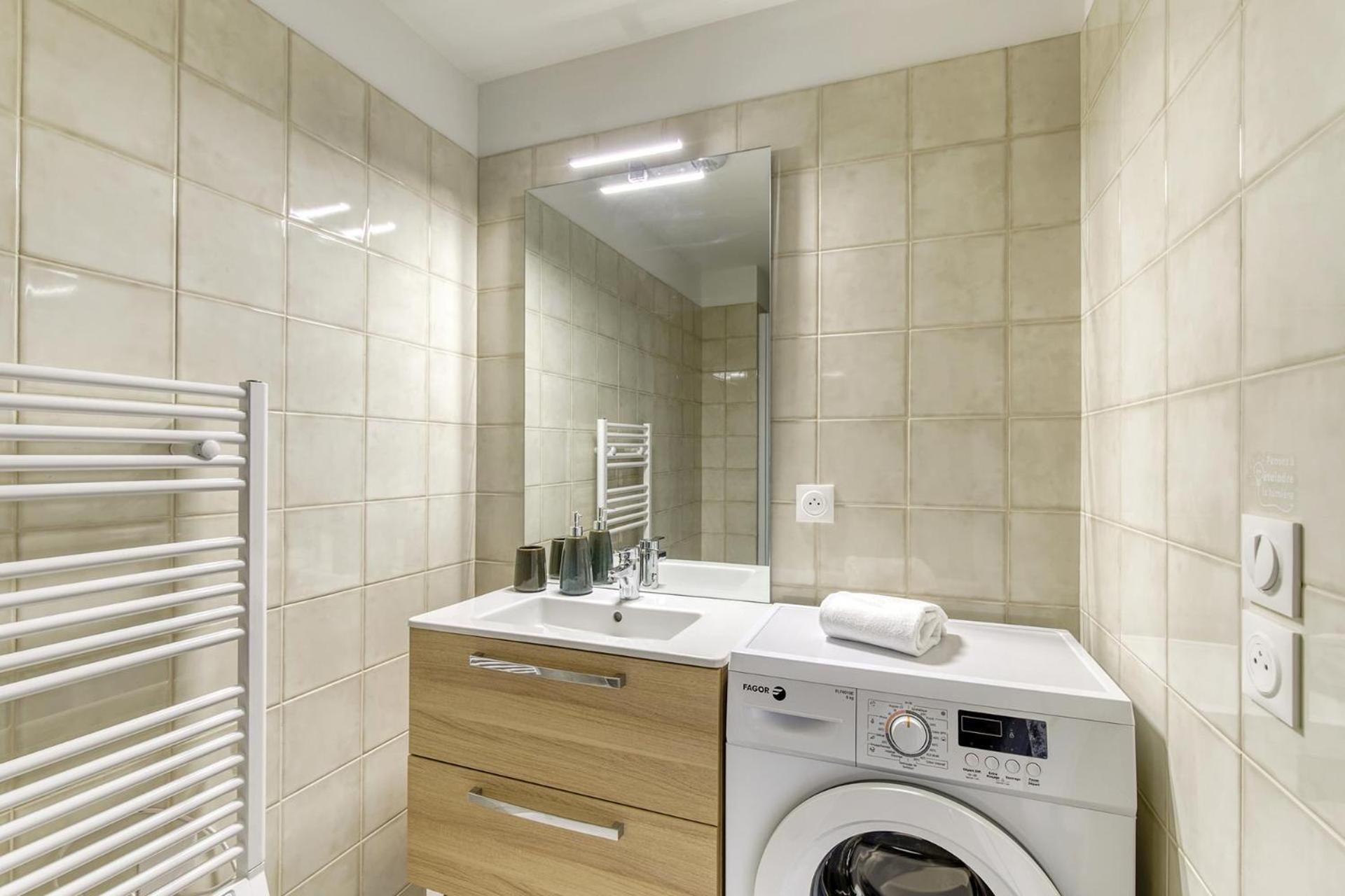 Ovelia Clermont-Ferrand - Le Puy Des Olivines Apartment Luaran gambar